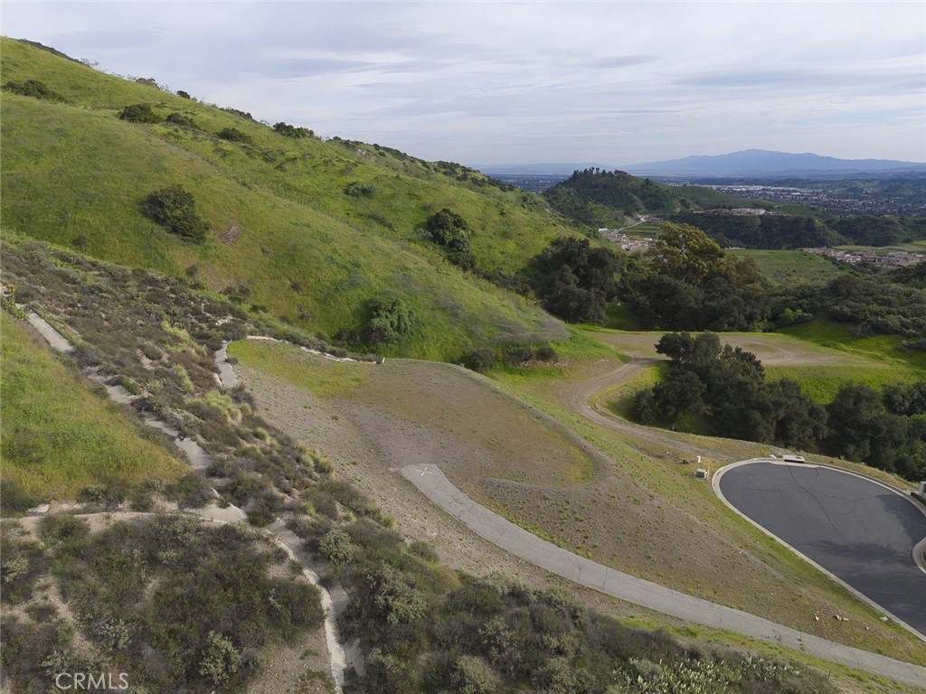 685 Gordon Highlands Road Glendora, CA 91741 - Photo 25 of 35 a view of a city with lush green forest