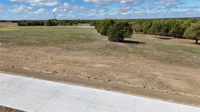 $185,000 | 0 Machila Trail, Oak Leaf, TX 75154