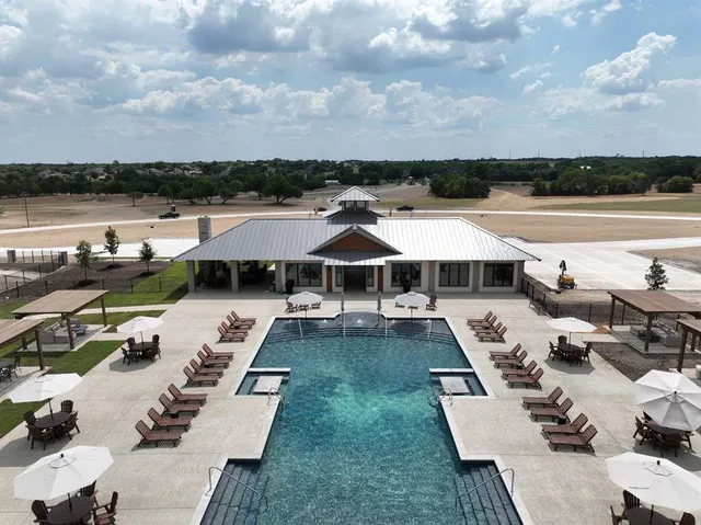 $185,000 | 0 Machila Trail, Oak Leaf, TX 75154