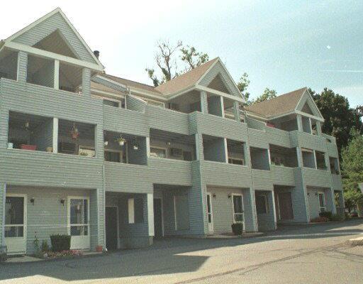 1 Beaver Brook Road, Unit 25 Danbury, CT 06810 - Photo 1 of 1 Gallery Image 1