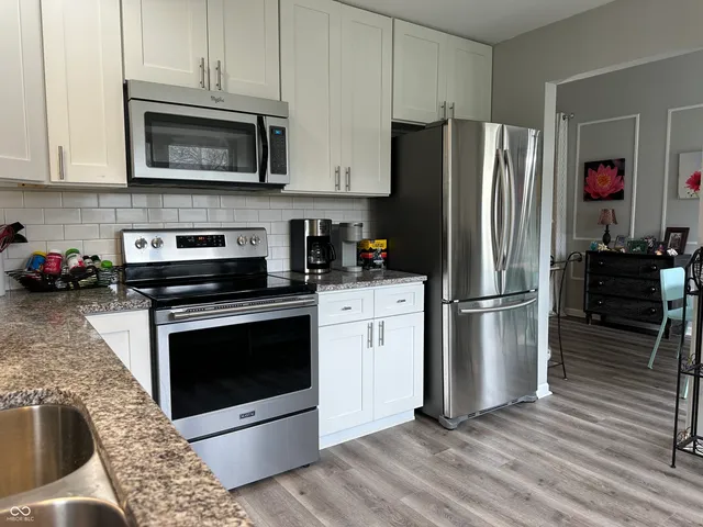 $325,000 | 7731 Hollow Ridge Circle, Indianapolis, IN 46256