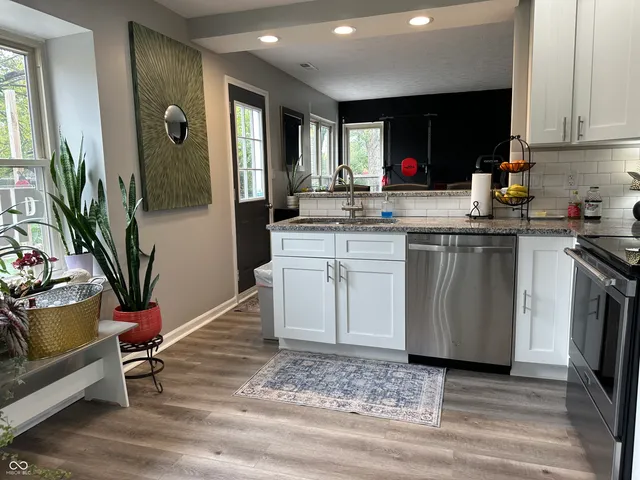 $325,000 | 7731 Hollow Ridge Circle, Indianapolis, IN 46256