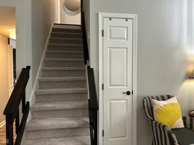 $325,000 | 7731 Hollow Ridge Circle, Indianapolis, IN 46256