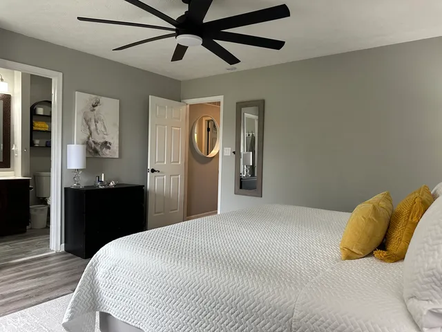 $325,000 | 7731 Hollow Ridge Circle, Indianapolis, IN 46256