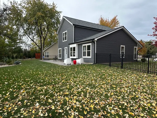 $325,000 | 7731 Hollow Ridge Circle, Indianapolis, IN 46256