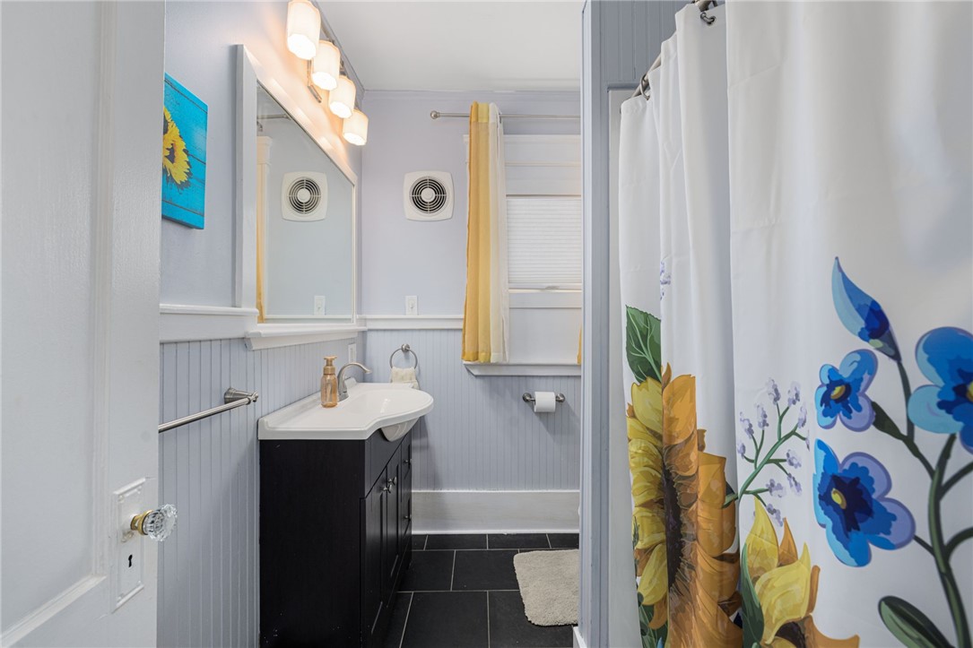 3 West Prospect Street Smithfield, RI 02828 - Photo 14 of 45