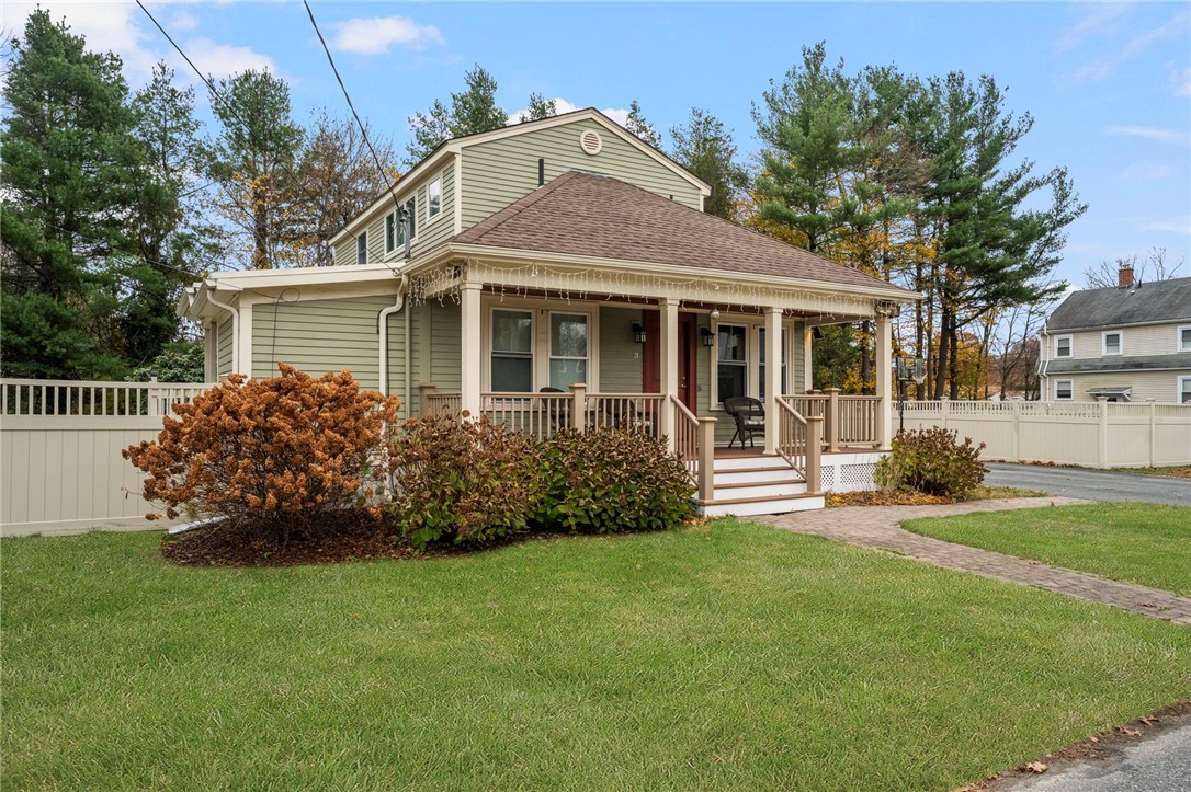 3 West Prospect Street Smithfield, RI 02828 - Photo 4 of 45