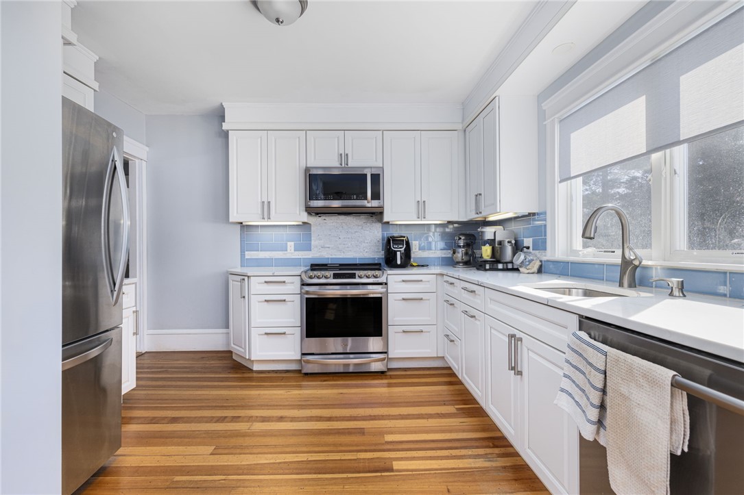 3 West Prospect Street Smithfield, RI 02828 - Photo 10 of 45