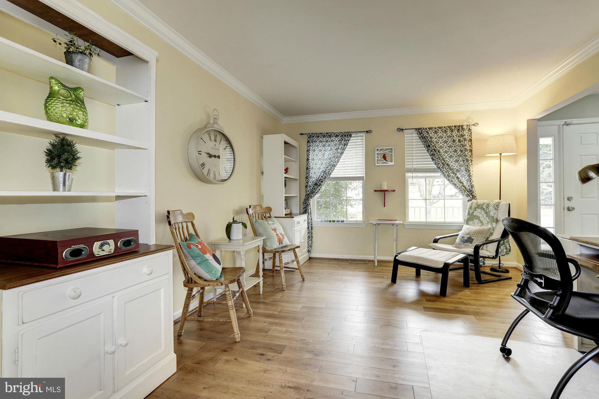 8338 Painted Rock Road Columbia, MD 21045 - Photo 5 of 30 Living Room
