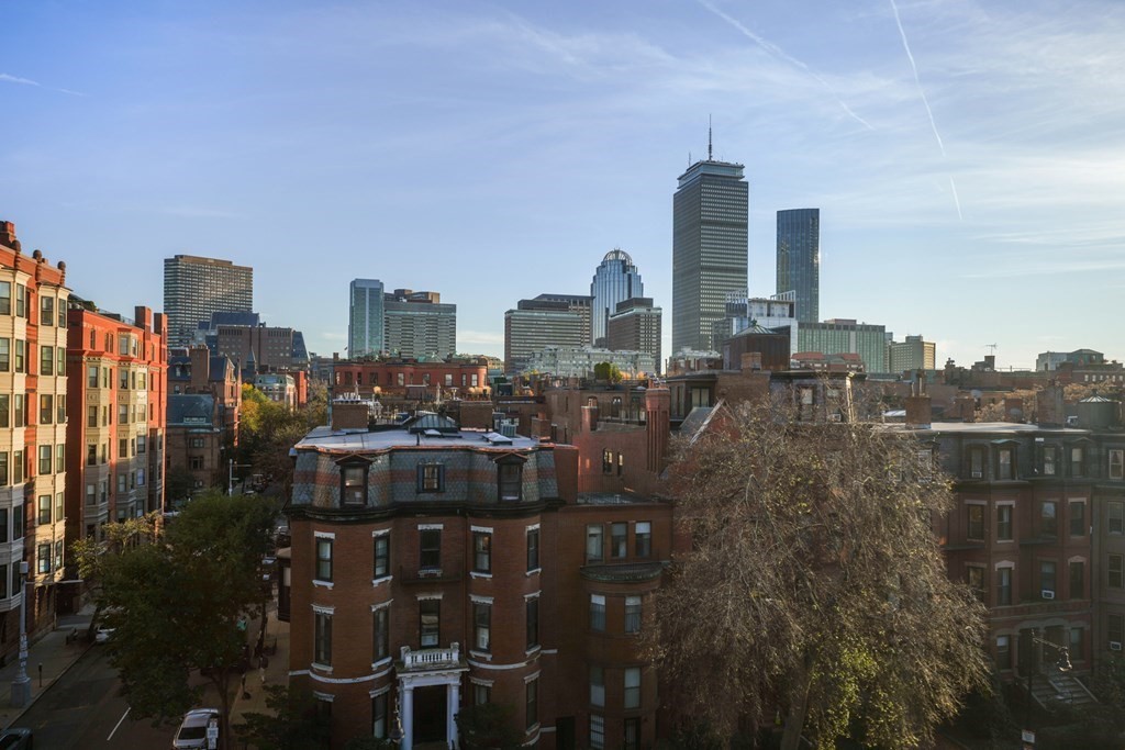 282 Beacon Street, Unit 6 Boston, MA 02116 - Photo 21 of 26 a view of city with tall buildings