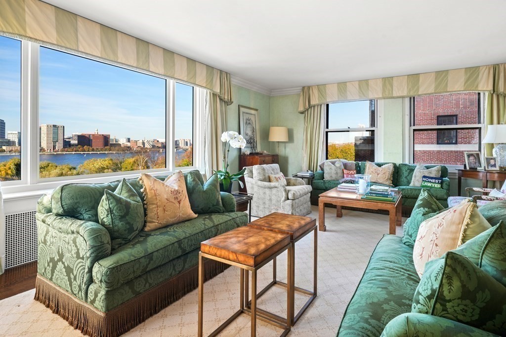 282 Beacon Street, Unit 6 Boston, MA 02116 - Photo 6 of 26 a living room with furniture and a large window