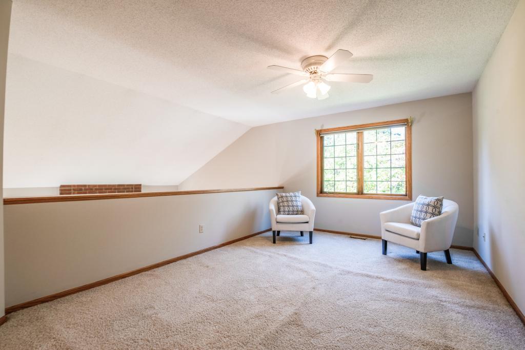 3671 Pond View Point Eagan, MN 55122 - Photo 21 of 26 Gallery Image 21