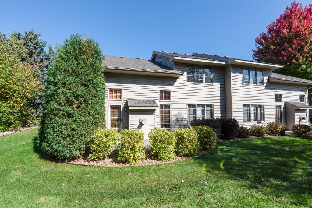 3671 Pond View Point Eagan, MN 55122 - Photo 25 of 26 Gallery Image 25