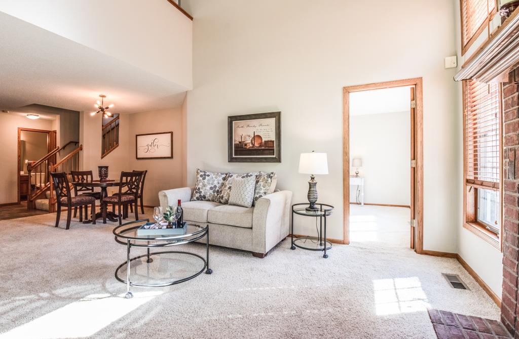 3671 Pond View Point Eagan, MN 55122 - Photo 6 of 26 Gallery Image 6