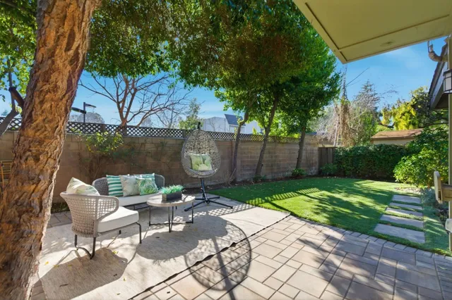 $1,498,000 | 670 San Antonio Road, Unit 26, Palo Alto, CA 94306