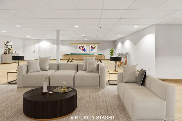 $4,995,000 | 8 Mill Pond Lane, Locust Valley, NY 11560