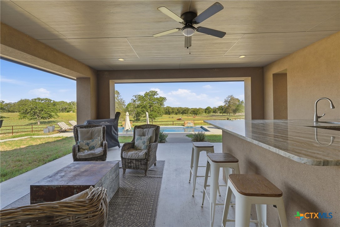 494 Flash Circle Luling, TX 78648 - Photo 13 of 47 Gallery Image 13