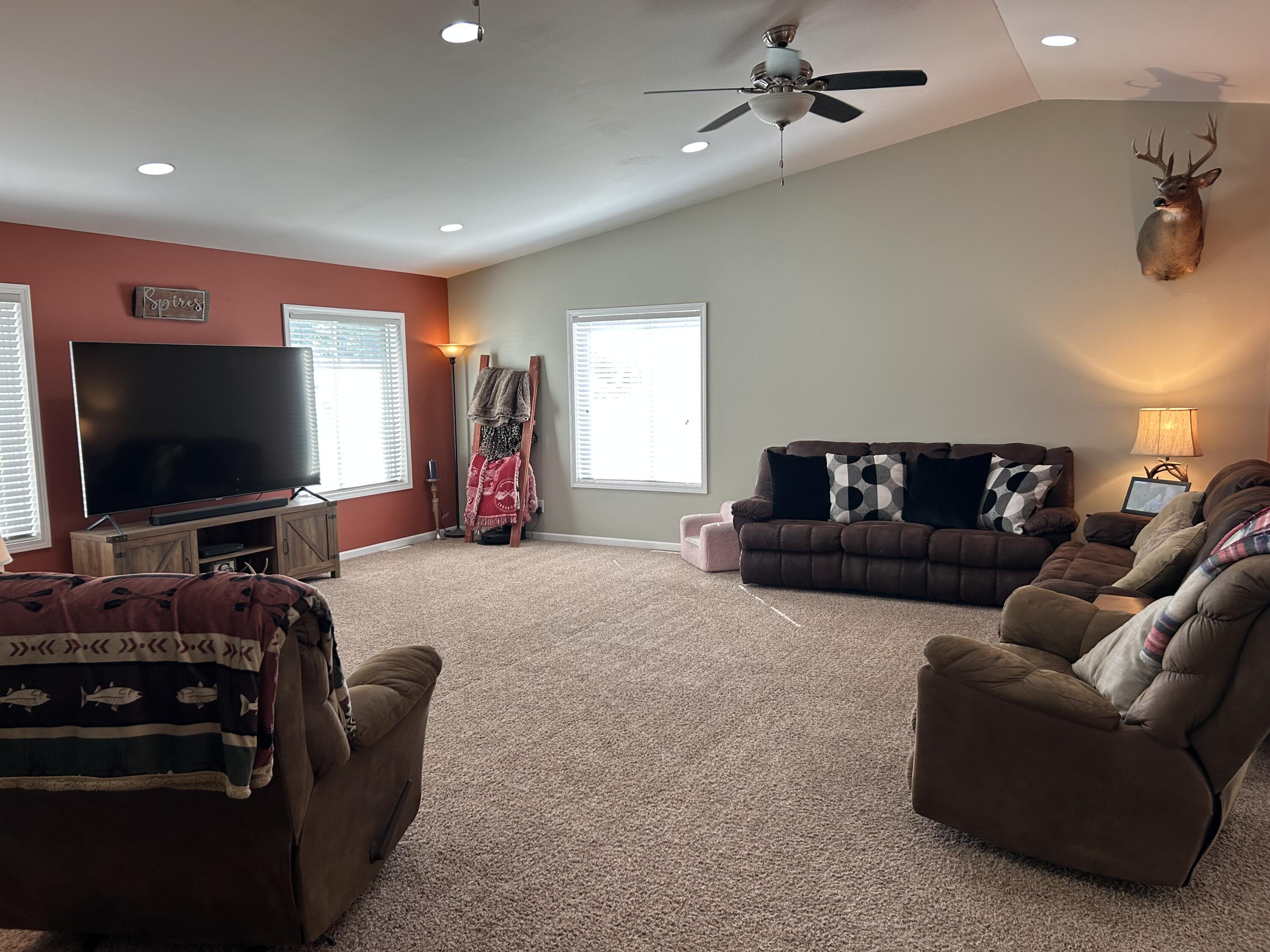 208 Stevenson Street Morocco, IN 47963 - Photo 18 of 25 3000x2250