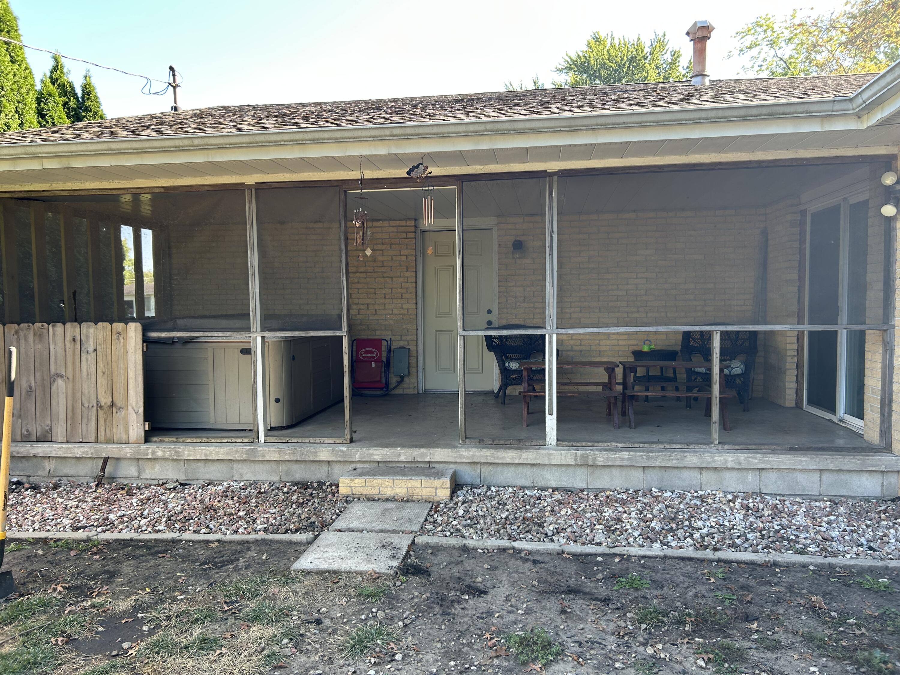 208 Stevenson Street Morocco, IN 47963 - Photo 6 of 25 3000x2250