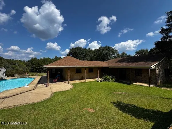$359,900 | 250 Everett Church Road, Mendenhall, MS 39114