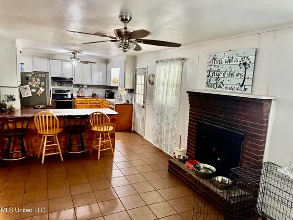 $359,900 | 250 Everett Church Road, Mendenhall, MS 39114