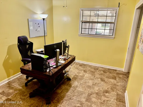 $359,900 | 250 Everett Church Road, Mendenhall, MS 39114