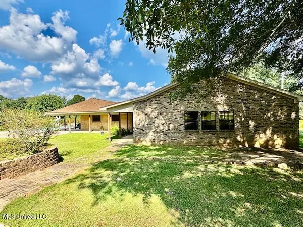 $359,900 | 250 Everett Church Road, Mendenhall, MS 39114