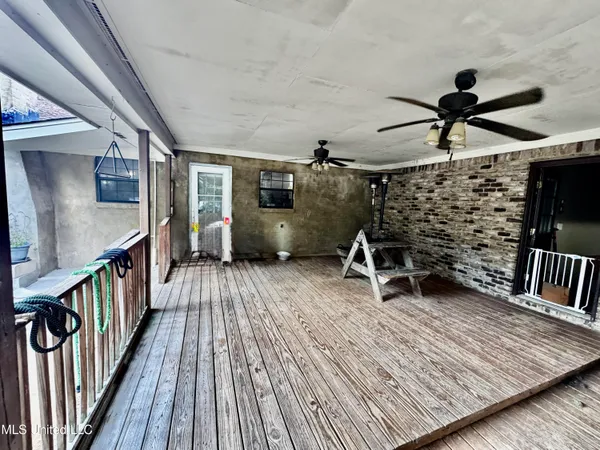$359,900 | 250 Everett Church Road, Mendenhall, MS 39114