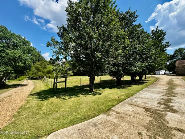 $359,900 | 250 Everett Church Road, Mendenhall, MS 39114