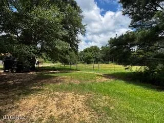 $359,900 | 250 Everett Church Road, Mendenhall, MS 39114