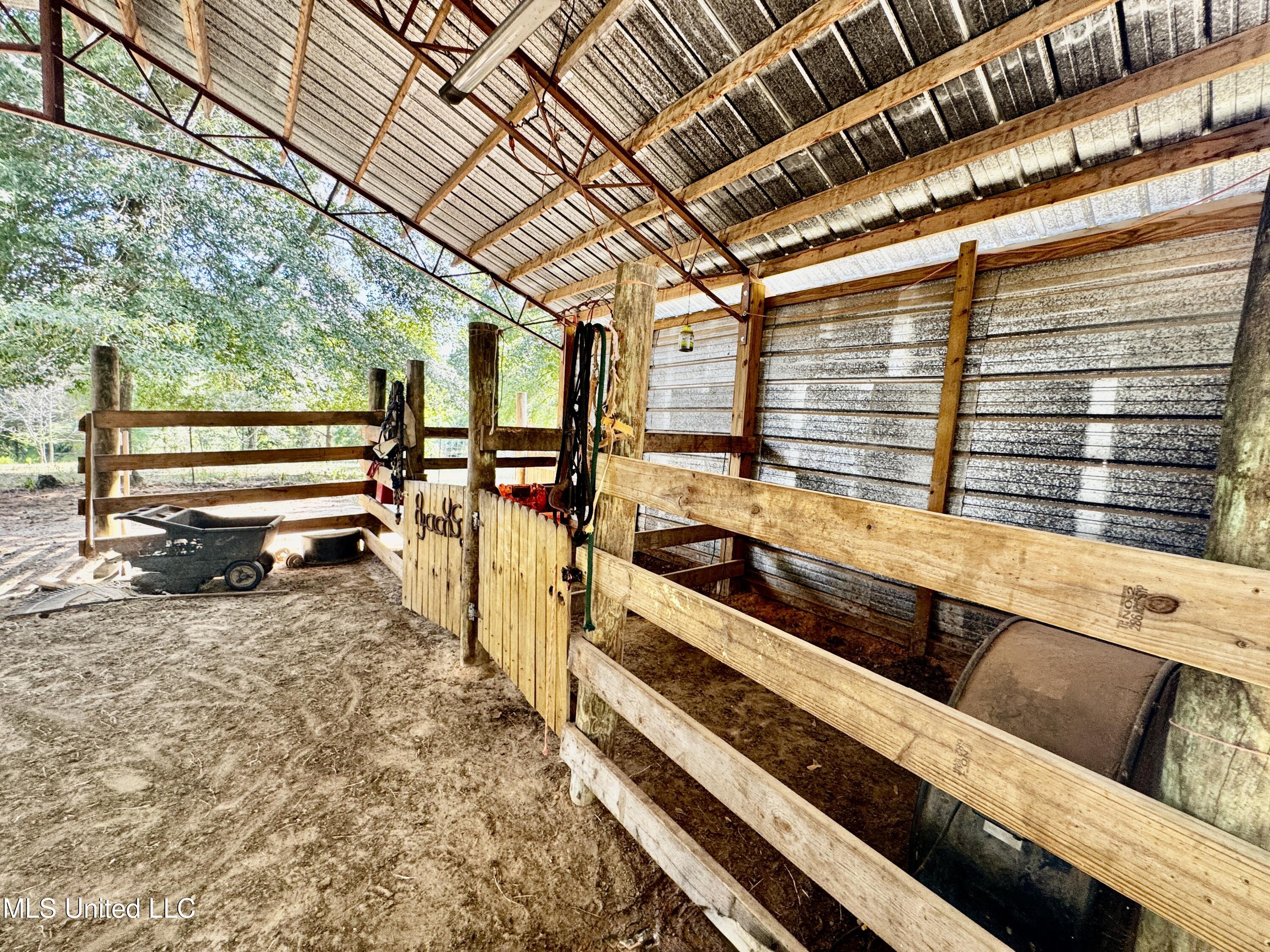 250 Everett Church Road Mendenhall, MS 39114 - Photo 85 of 94 IMG_4939