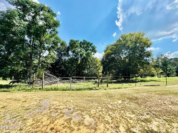 $359,900 | 250 Everett Church Road, Mendenhall, MS 39114