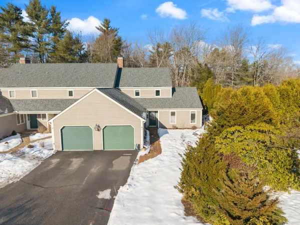 $690,000 | 48 Foreside Common Road, Unit 48, Falmouth, ME 04105