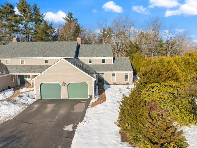 $700,000 | 48 Foreside Common Road, Unit 48, Falmouth, ME 04105