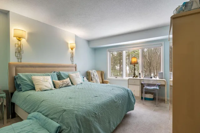 $700,000 | 48 Foreside Common Road, Unit 48, Falmouth, ME 04105