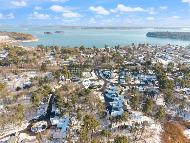 $700,000 | 48 Foreside Common Road, Unit 48, Falmouth, ME 04105