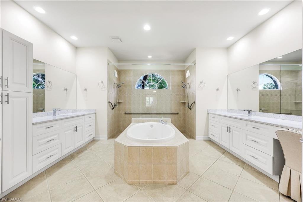 4963 Rustic Oaks Circle Naples, FL 34105 - Photo 19 of 33