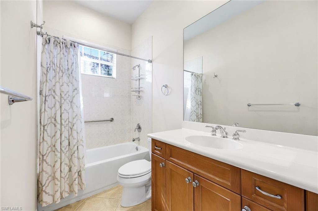 4963 Rustic Oaks Circle Naples, FL 34105 - Photo 21 of 33