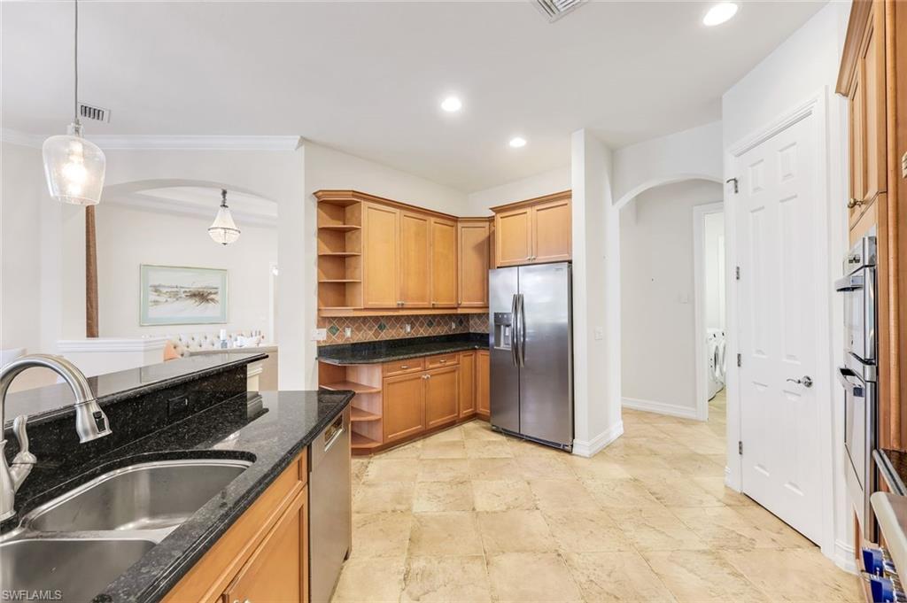 4963 Rustic Oaks Circle Naples, FL 34105 - Photo 9 of 33