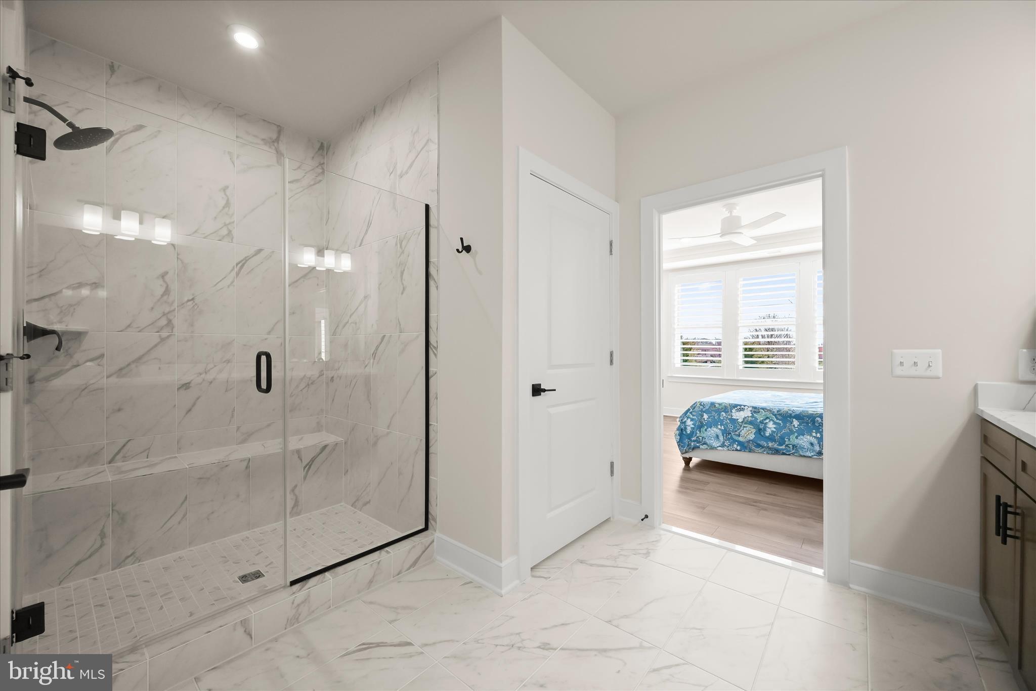8104 Lisa Lane Fulton, MD 20759 - Photo 21 of 54 Primary Full Bath