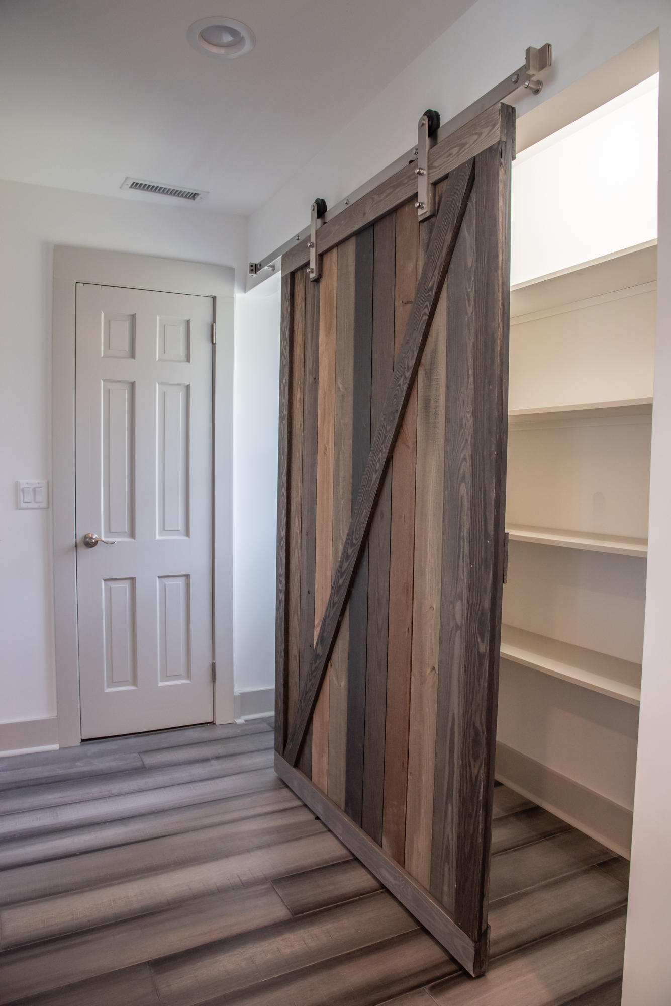 318 Betsy Road Charleston, SC 29407 - Photo 22 of 49 DSC_4010