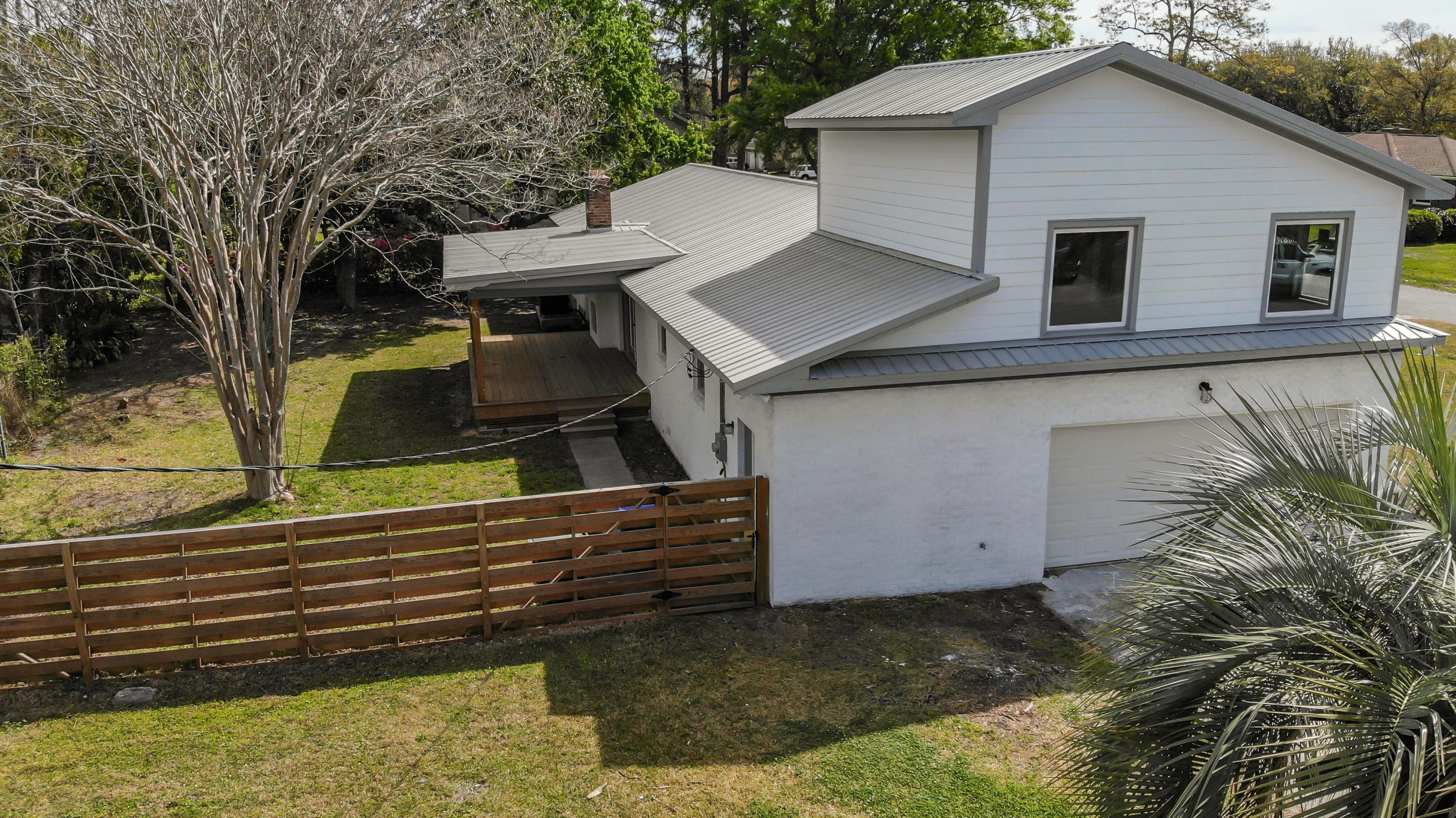 318 Betsy Road Charleston, SC 29407 - Photo 5 of 49 779D2B7FCC2486420DE1678C4F1D7A17 (1)