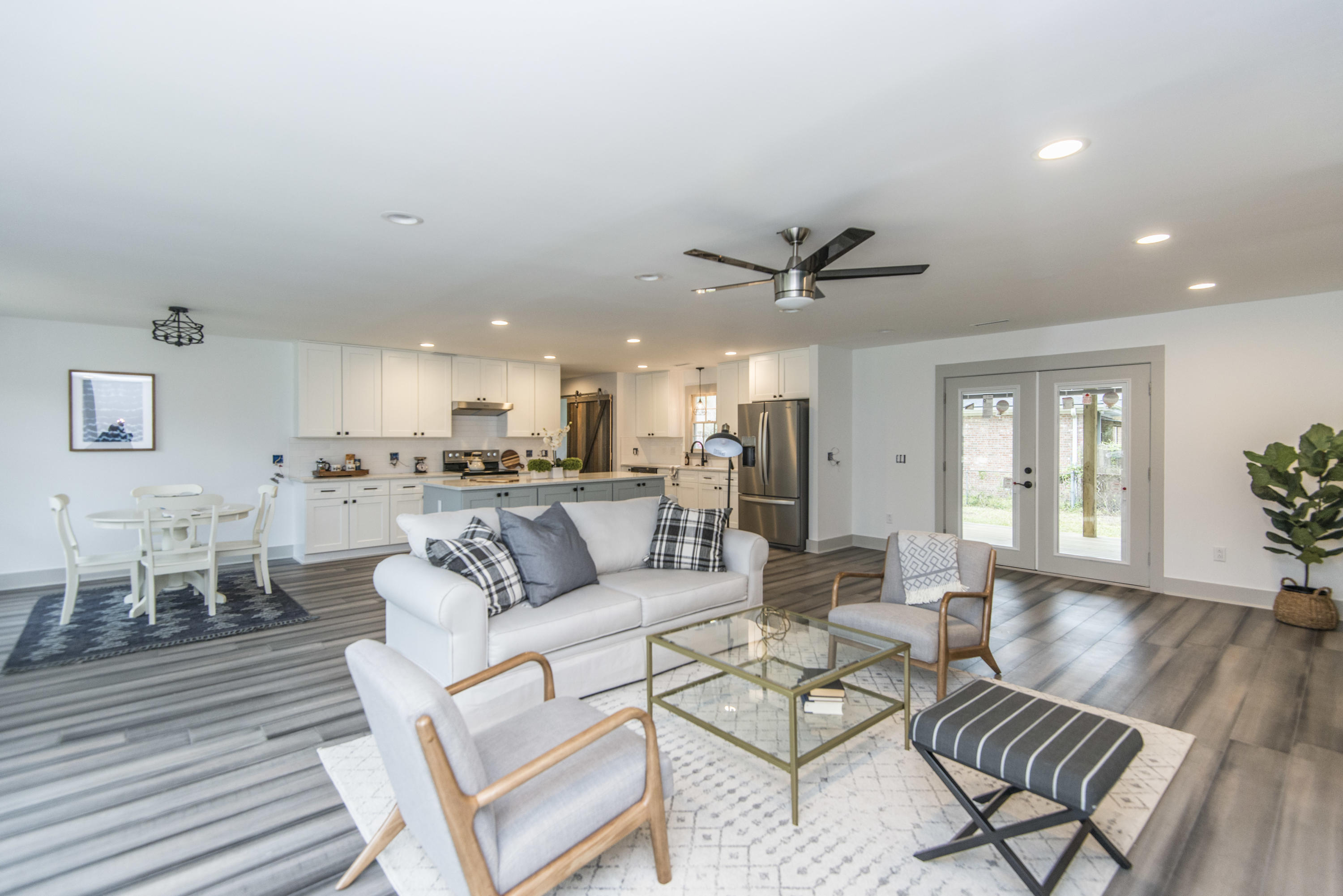 318 Betsy Road Charleston, SC 29407 - Photo 6 of 49 _DSC6357