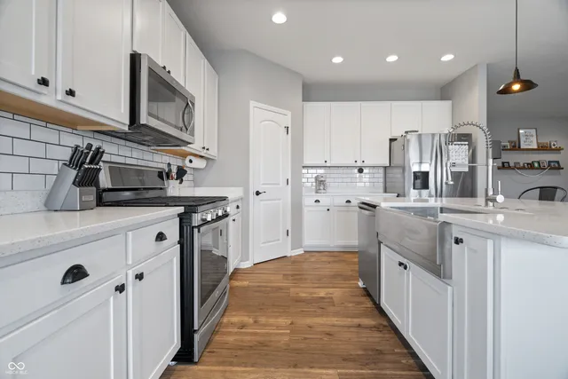 $396,000 | 4726 West Lawrence Way, New Palestine, IN 46163