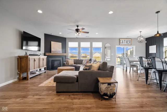 $396,000 | 4726 West Lawrence Way, New Palestine, IN 46163