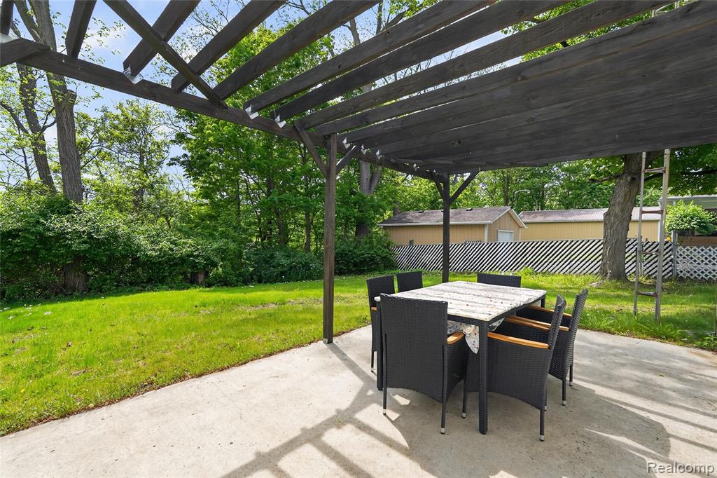 6235 Flushing Road Flushing, MI 48433 - Photo 41 of 58