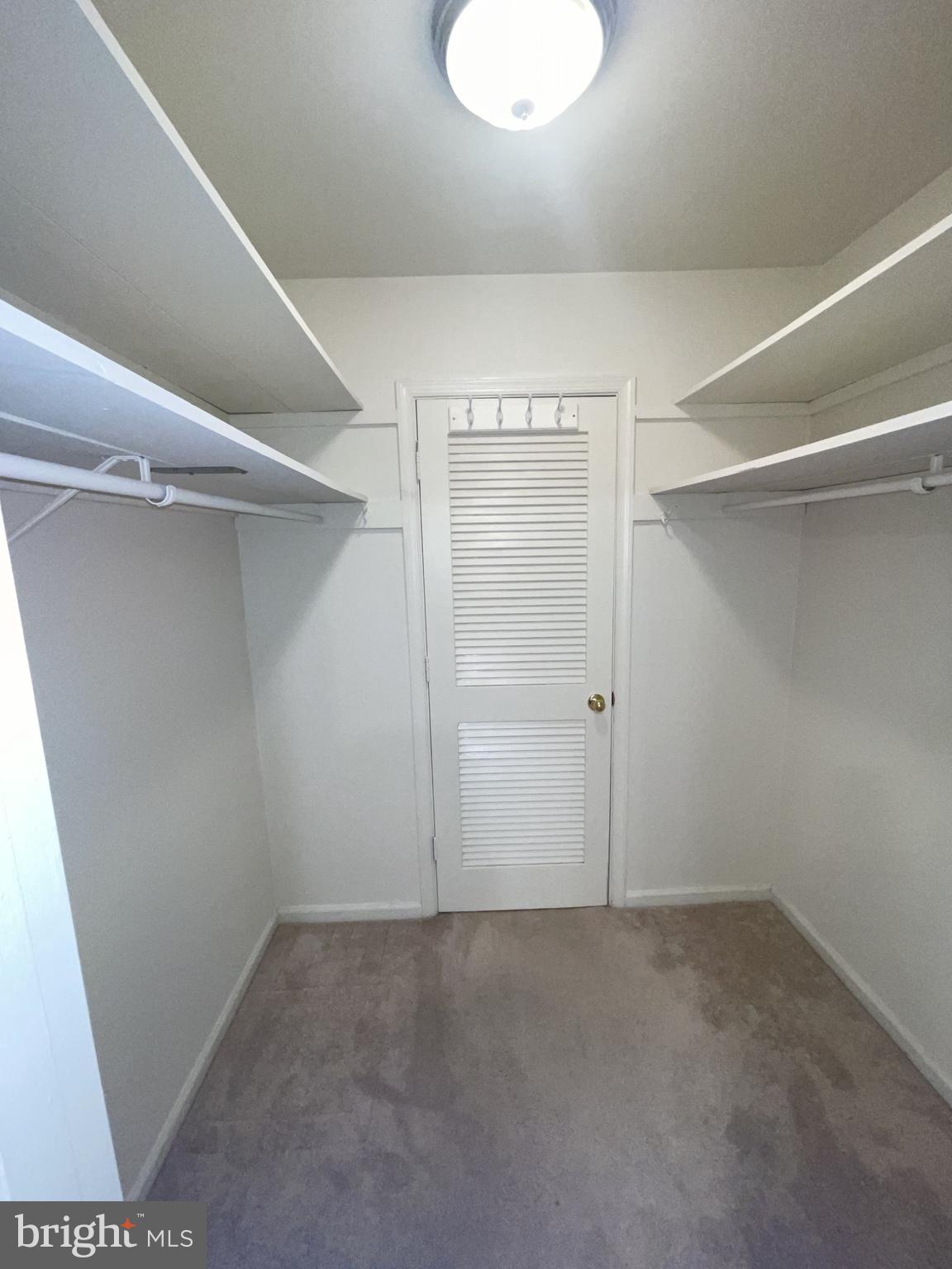 5904 L Bayshire Road, Unit L Springfield, VA 22152 - Photo 17 of 40 a view of an empty room