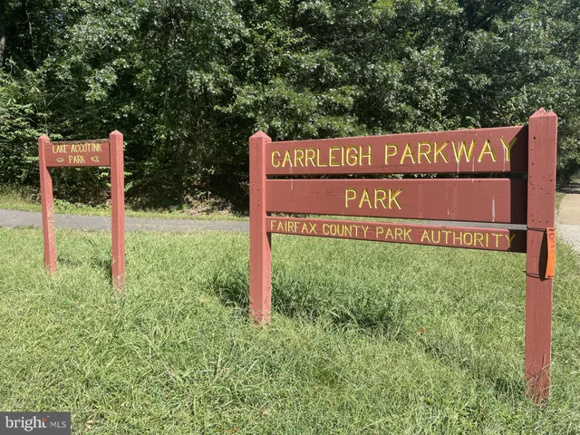 $1,900 | 5904 L Bayshire Road, Unit L, Springfield, VA 22152