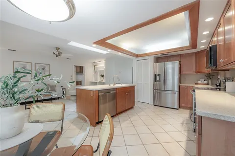 $629,900 | 3341 Foxridge Circle, Tampa, FL 33618