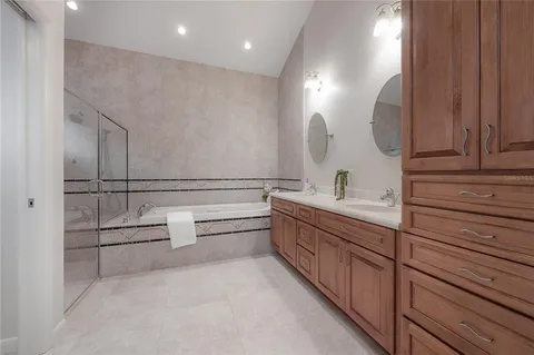 $629,900 | 3341 Foxridge Circle, Tampa, FL 33618